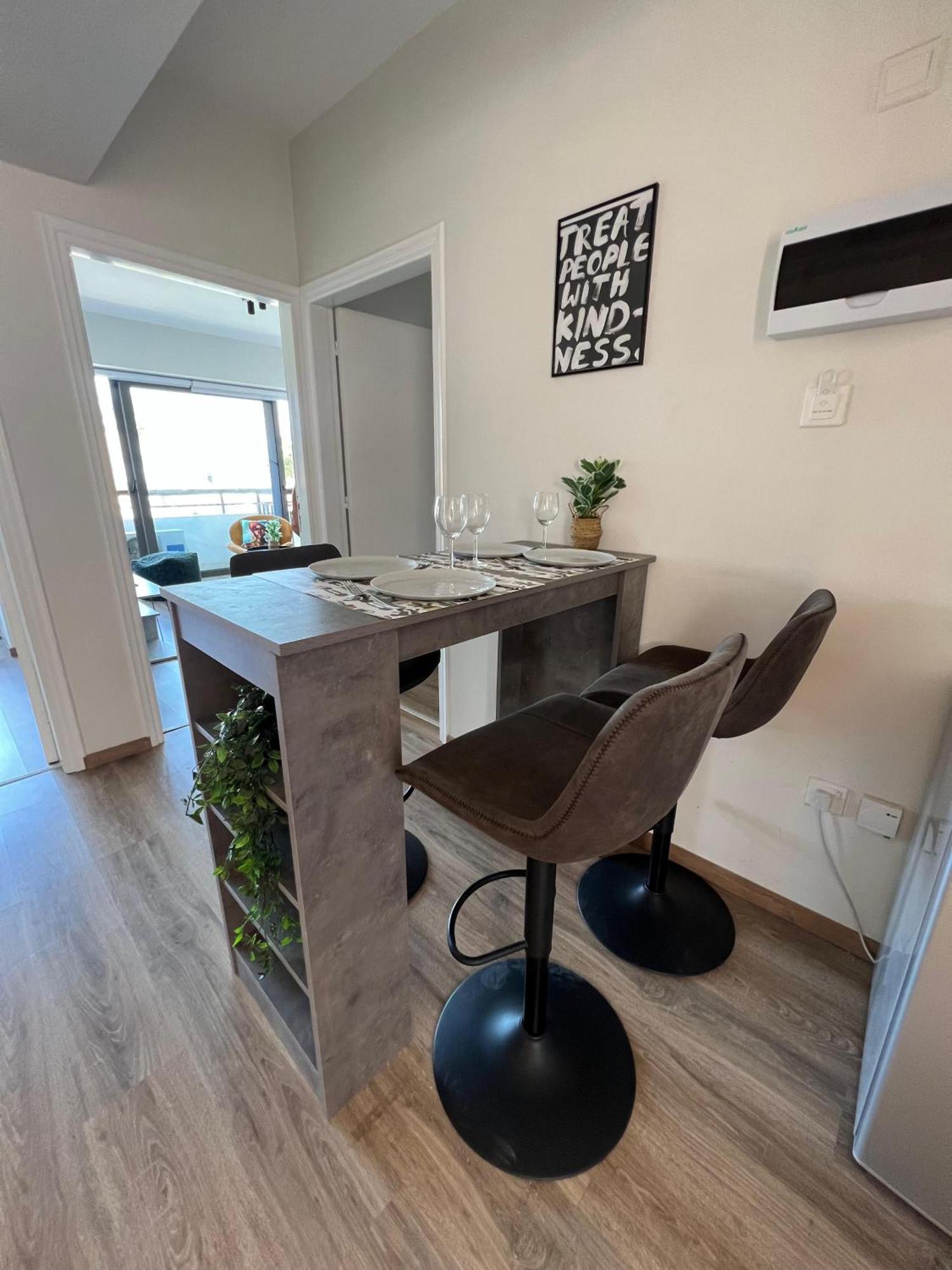 Appartement Azul Sea View à Larnaca Extérieur photo