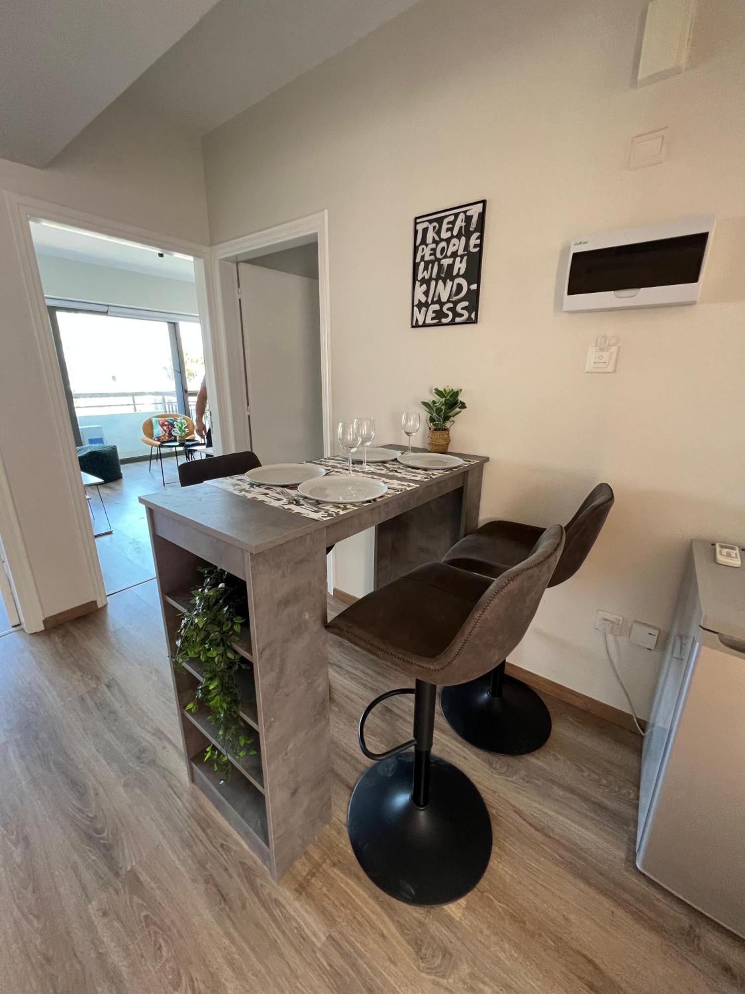 Appartement Azul Sea View à Larnaca Extérieur photo