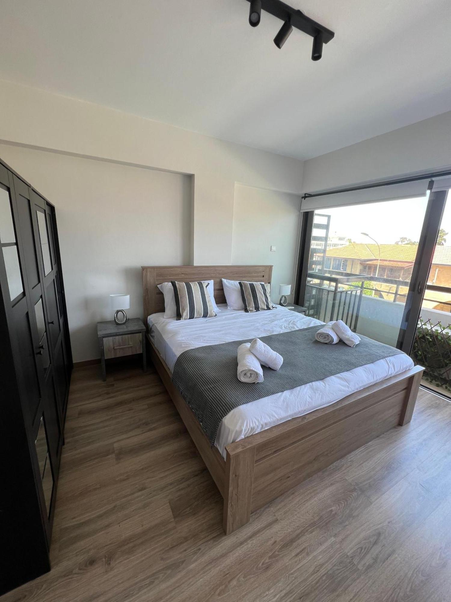 Appartement Azul Sea View à Larnaca Extérieur photo